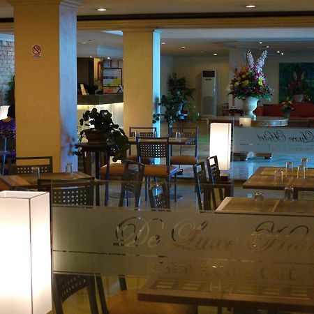De Luxe Hotel Cagayan de Oro Exterior foto