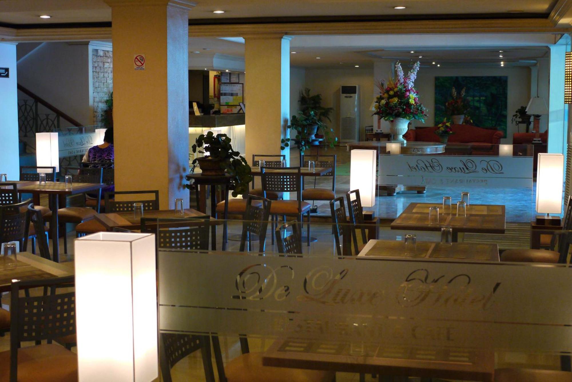 De Luxe Hotel Cagayan de Oro Exterior foto