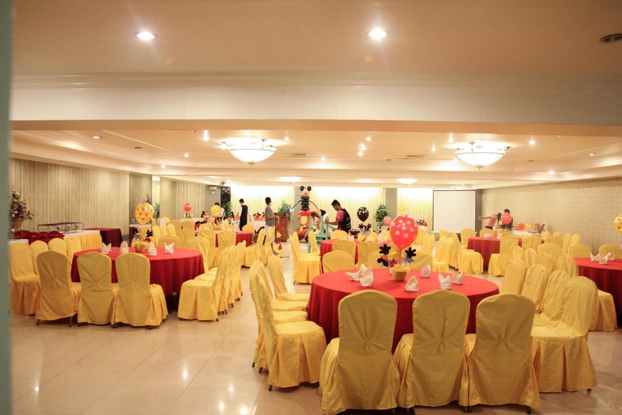 De Luxe Hotel Cagayan de Oro Exterior foto